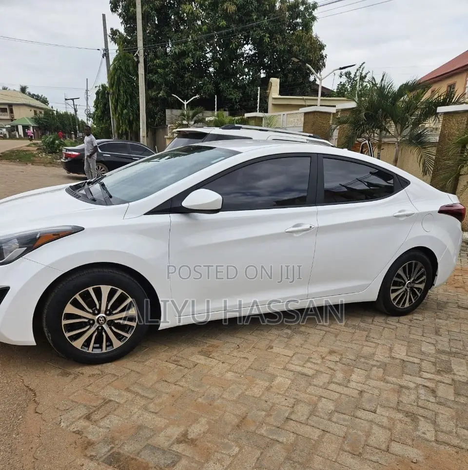 Hyundai Elantra 2014 White