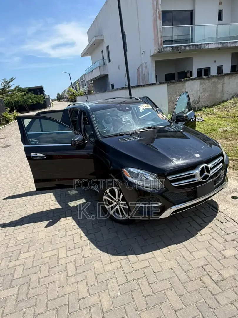 Mercedes-Benz GLE-Class GLE 350 2016 Blue