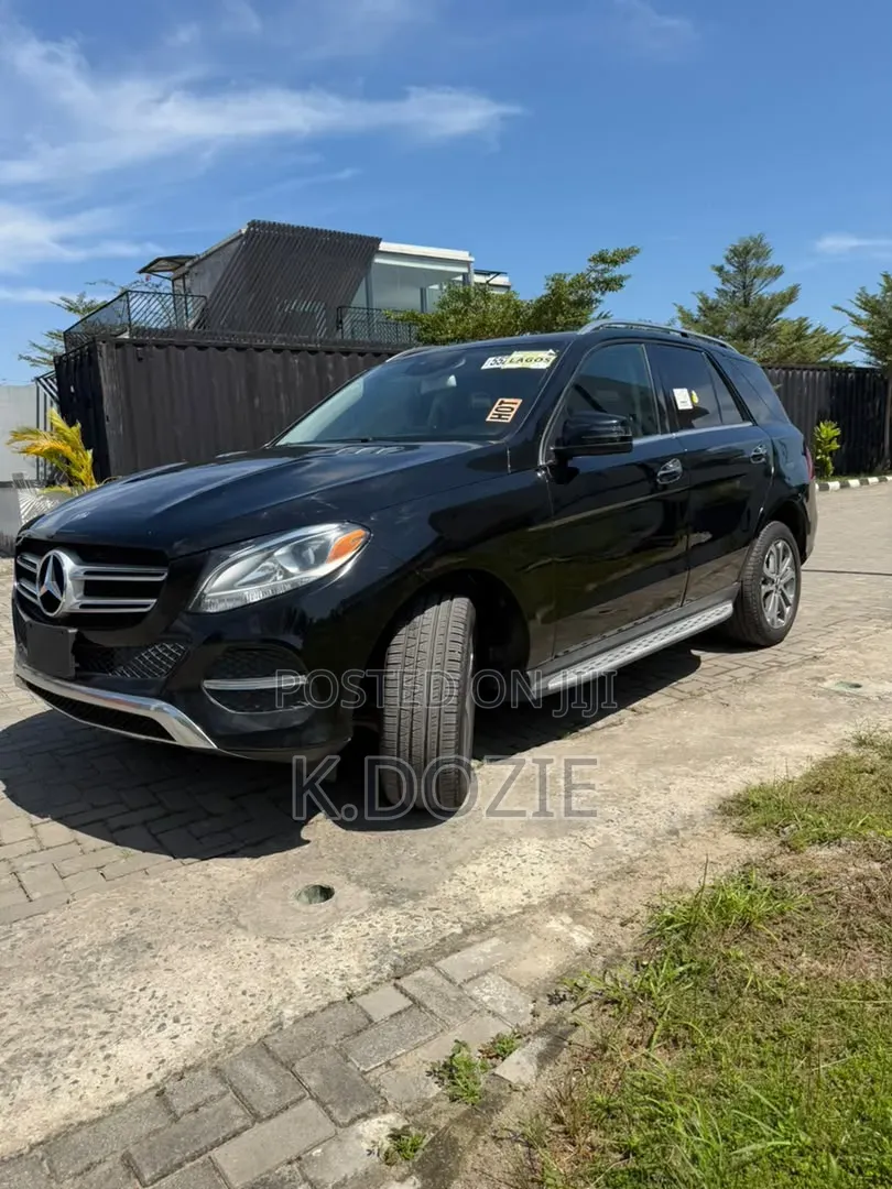 Mercedes-Benz GLE-Class GLE 350 2016 Blue