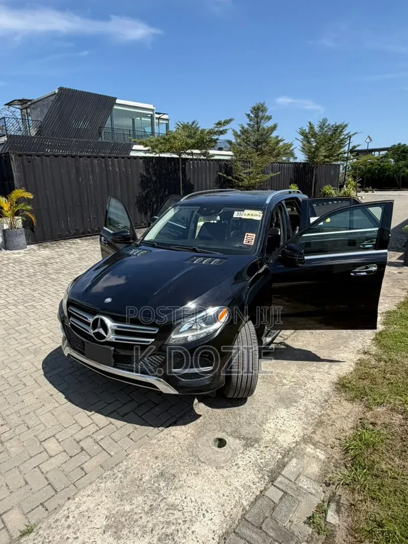 Mercedes-Benz GLE-Class GLE 350 2016 Blue