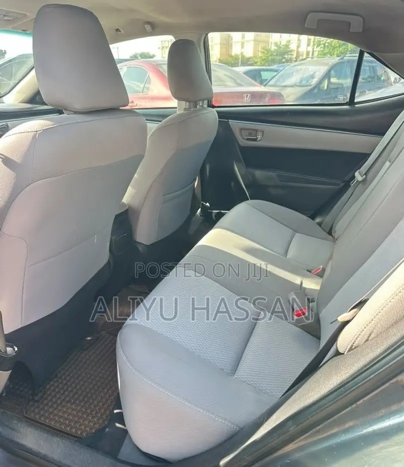 Toyota Corolla 2015 Black