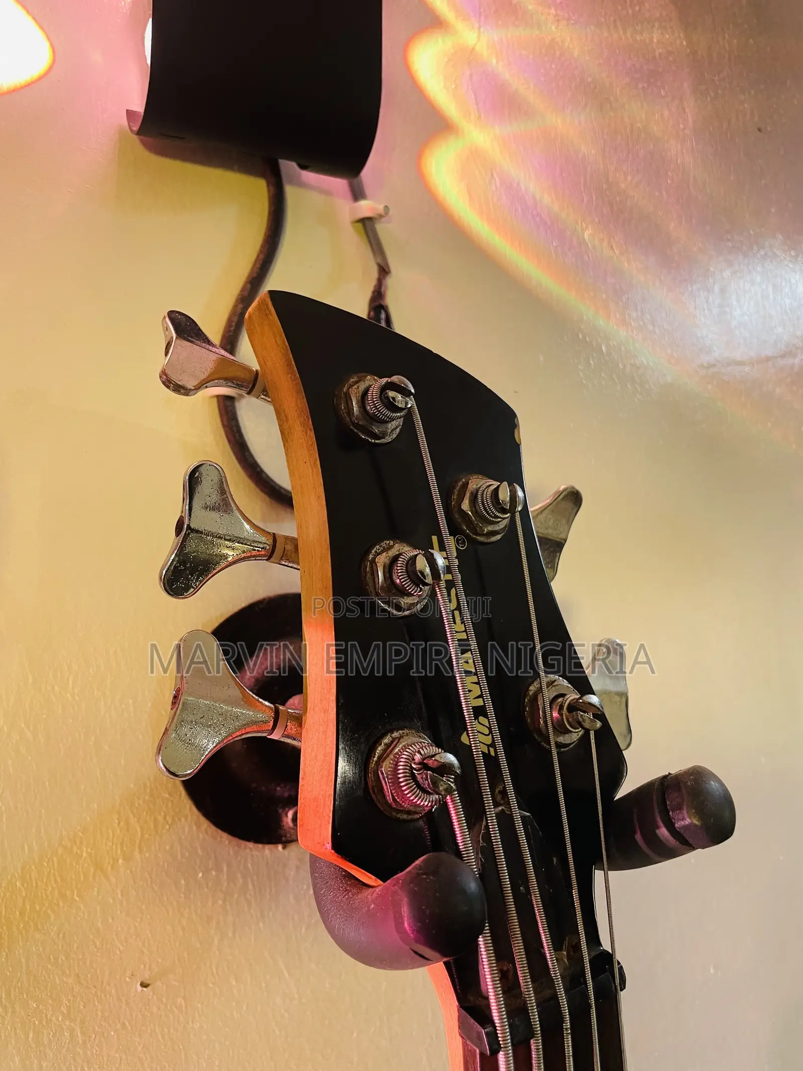 Majestic Bass Guitar Black Red Sunburst