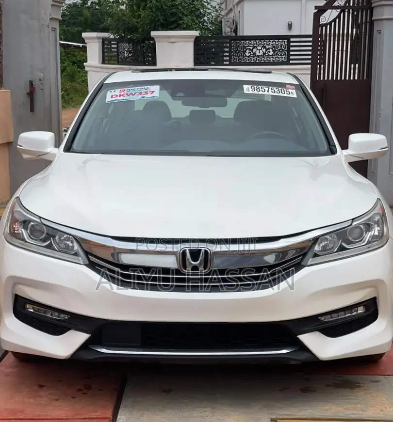 Honda Accord 2017 White