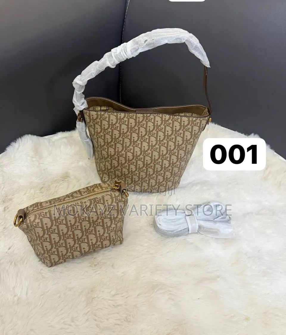 Posh 2-in-1 Bucket Shoulder & Crossbody Handbag