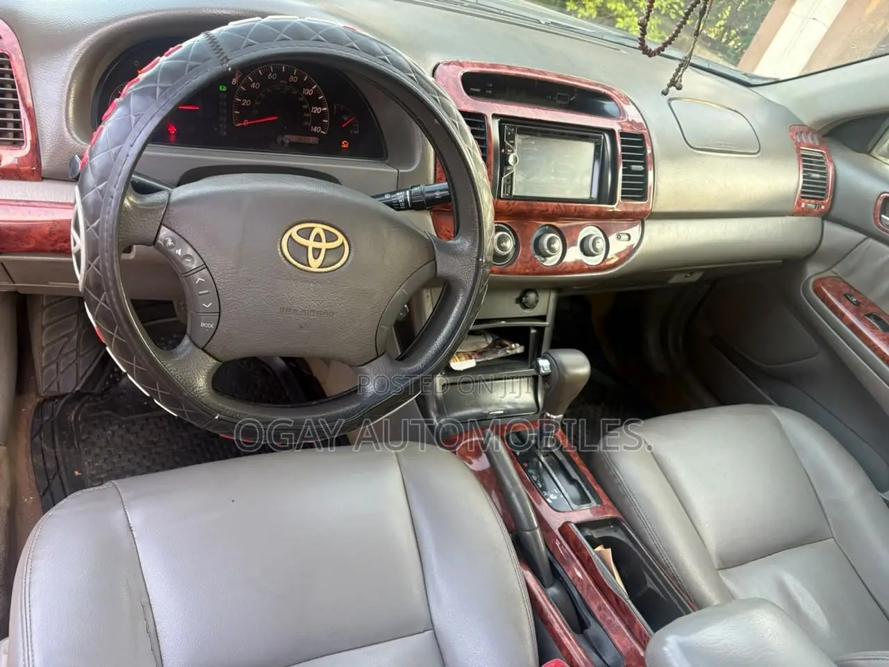 Toyota Camry LE V6 4dr Sedan (3.0L 6cyl 5A) 2005 Gray