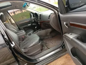 Hyundai Santa Fe 2011 Black