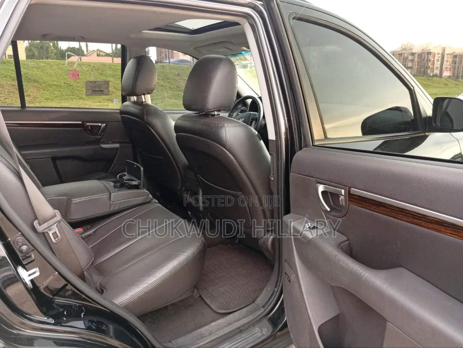 Hyundai Santa Fe 2011 Black