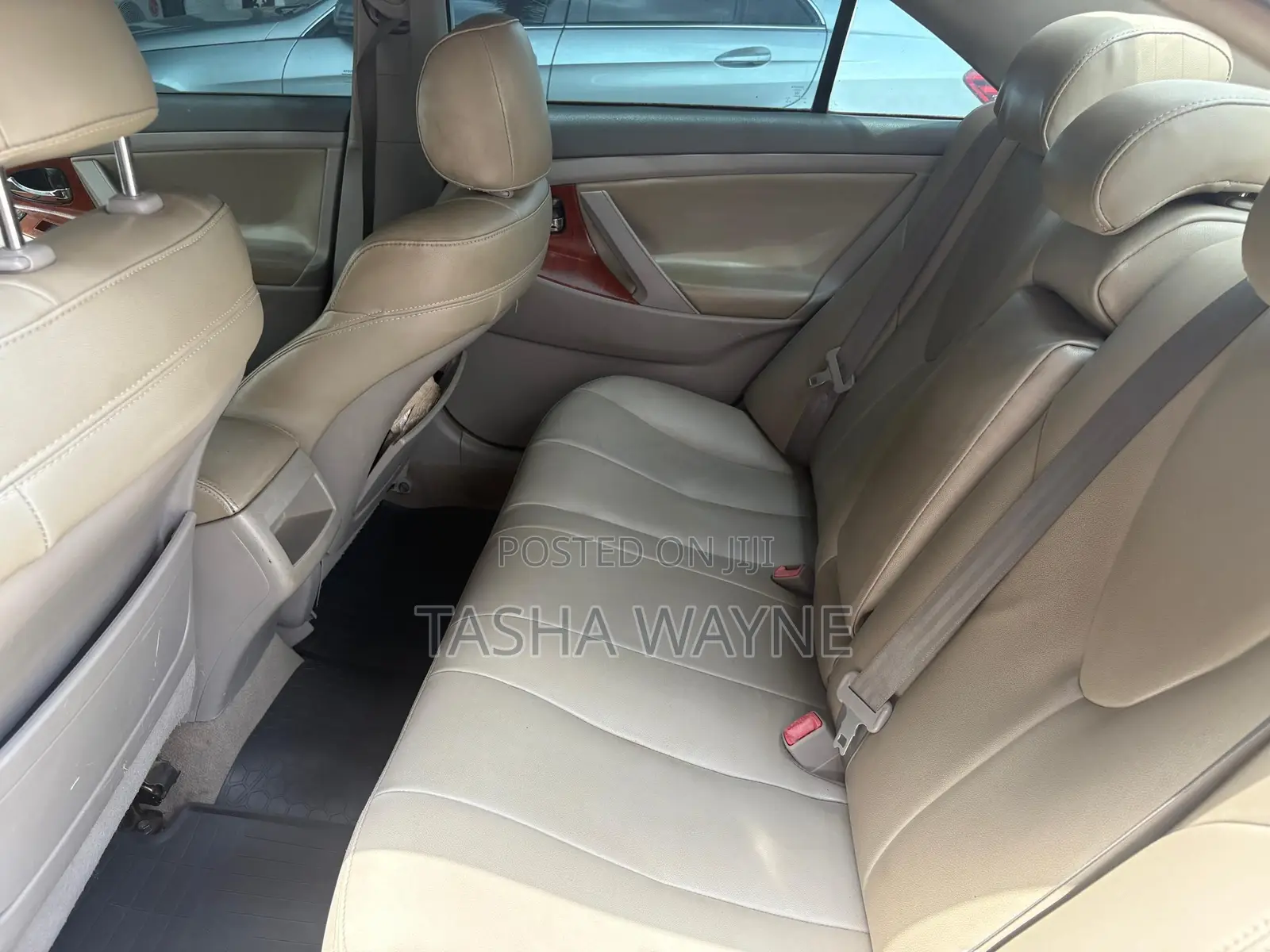 Toyota Camry 2011 Silver