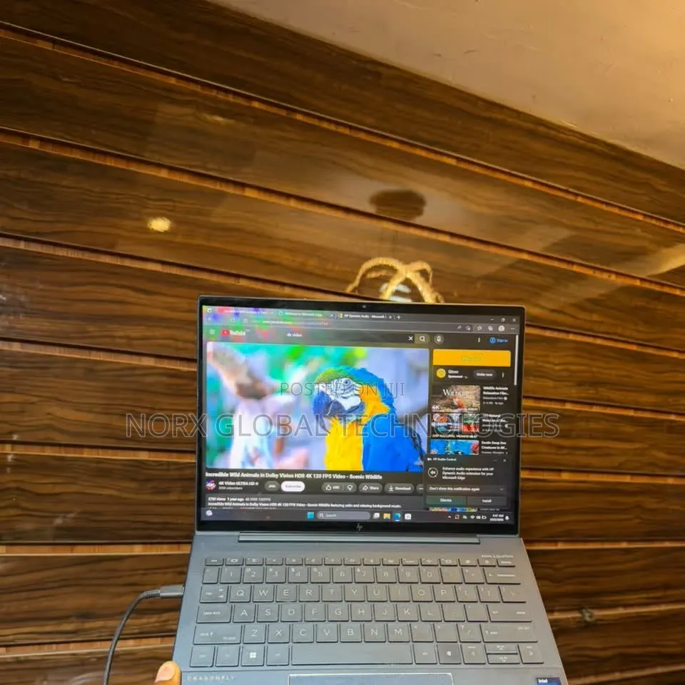 Laptop HP Dragonfly G3 32GB Intel Core i7 SSD 512GB