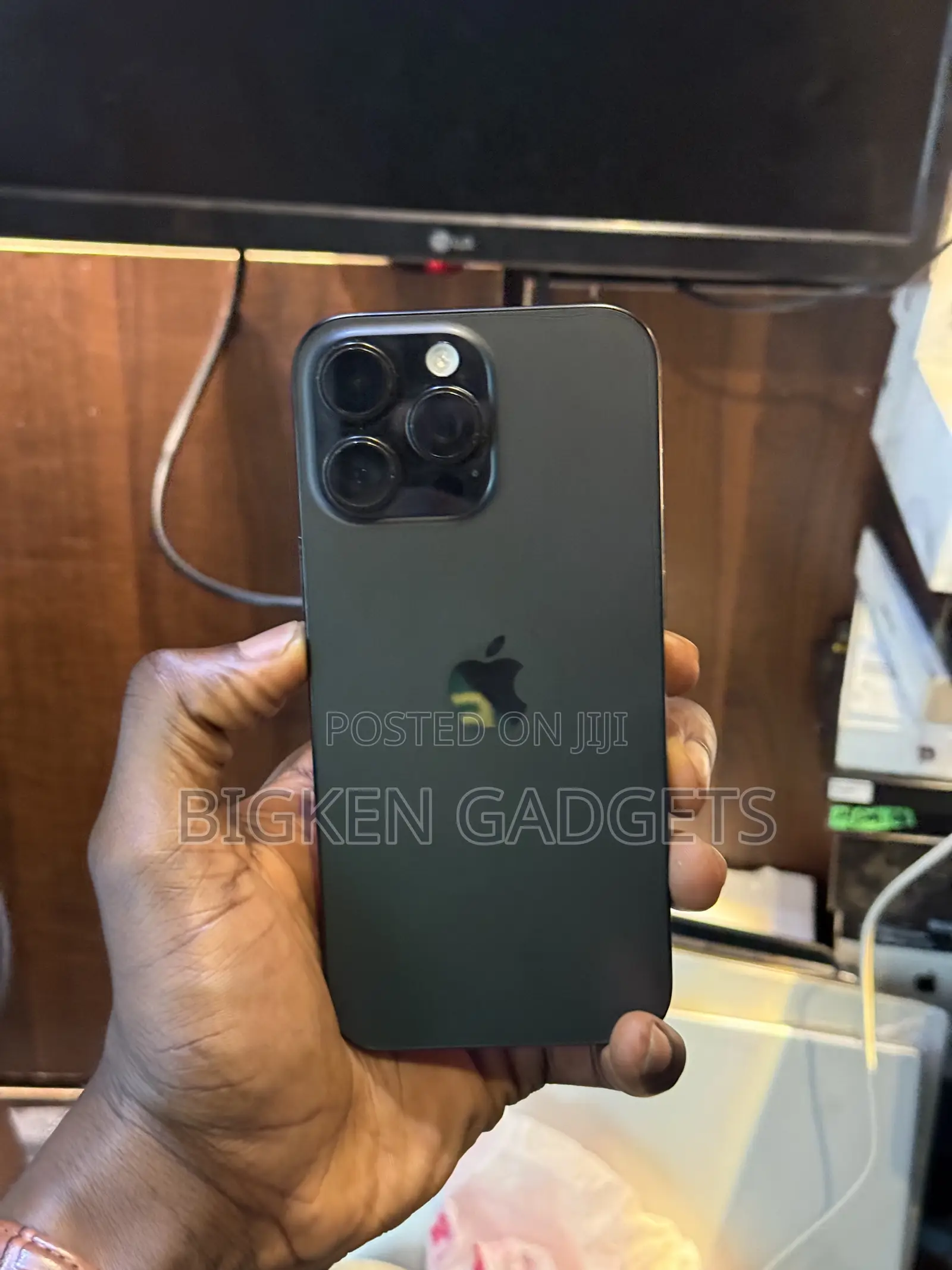 Apple iPhone 16 Pro Max 512 GB Black