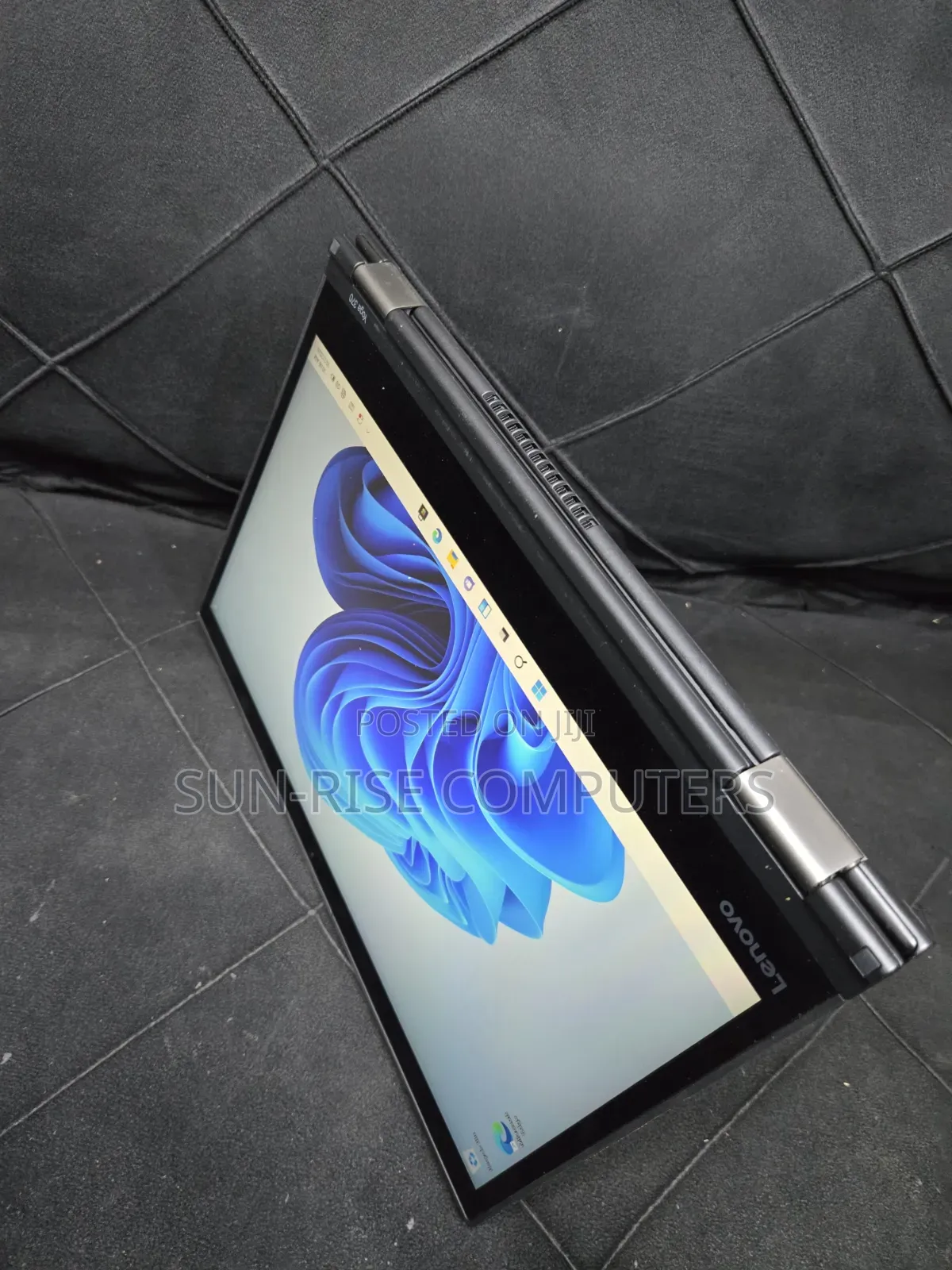 Laptop Lenovo ThinkPad Yoga 370 8GB Intel Core i5 SSD 256GB