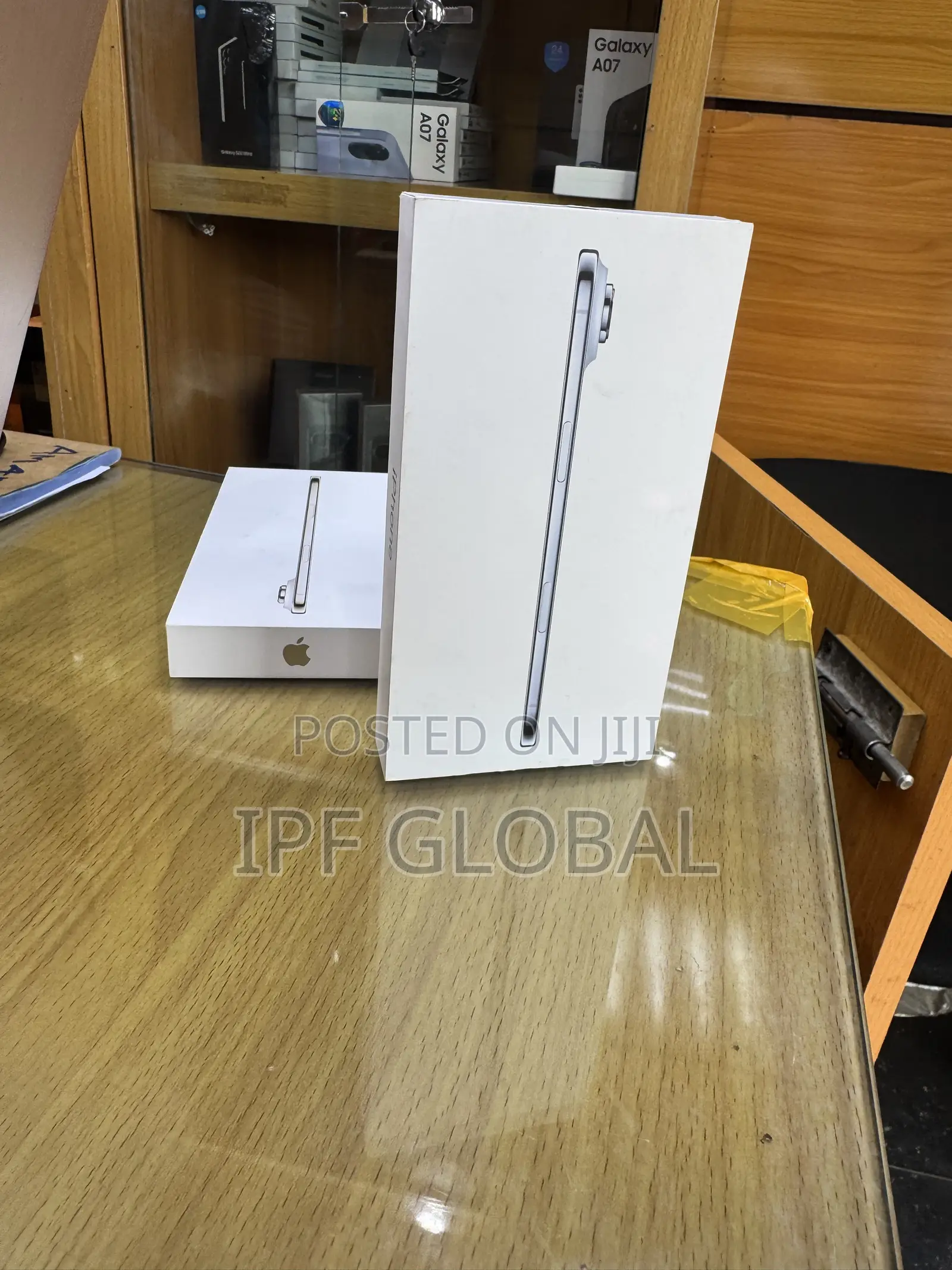 New Apple iPhone Air 256 GB Blue