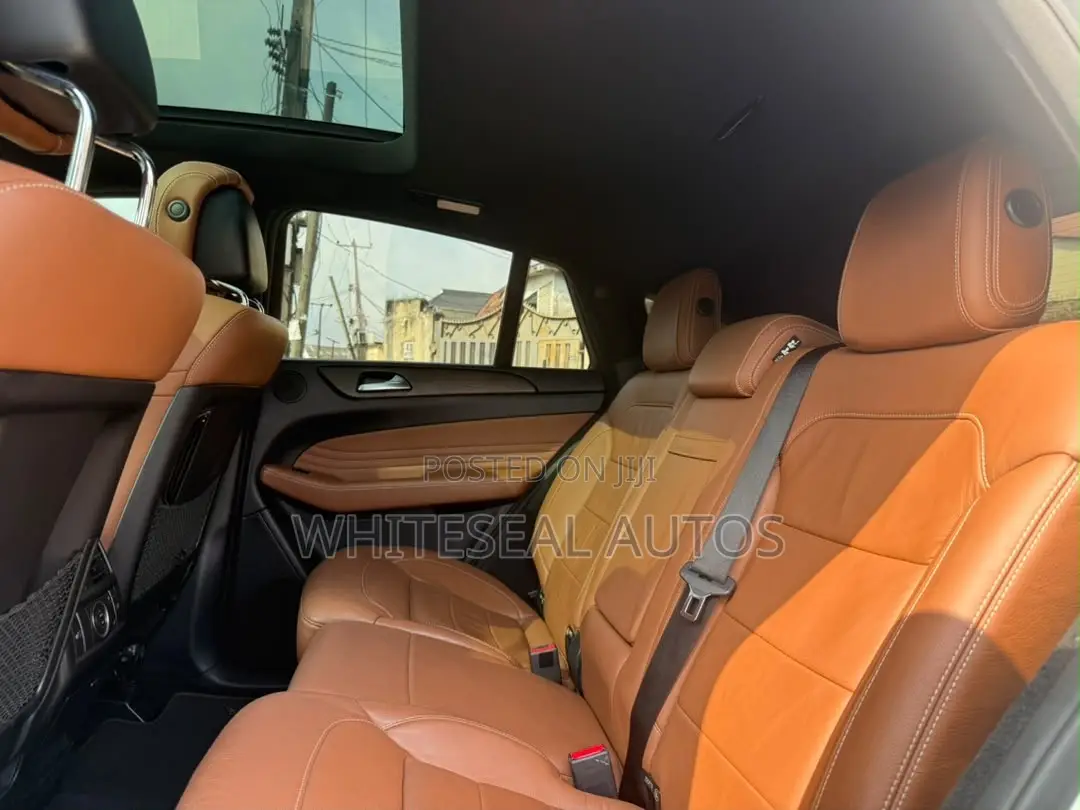 Mercedes-Benz GLE-Class AMG GLE 43 4MATIC 2017 Off white