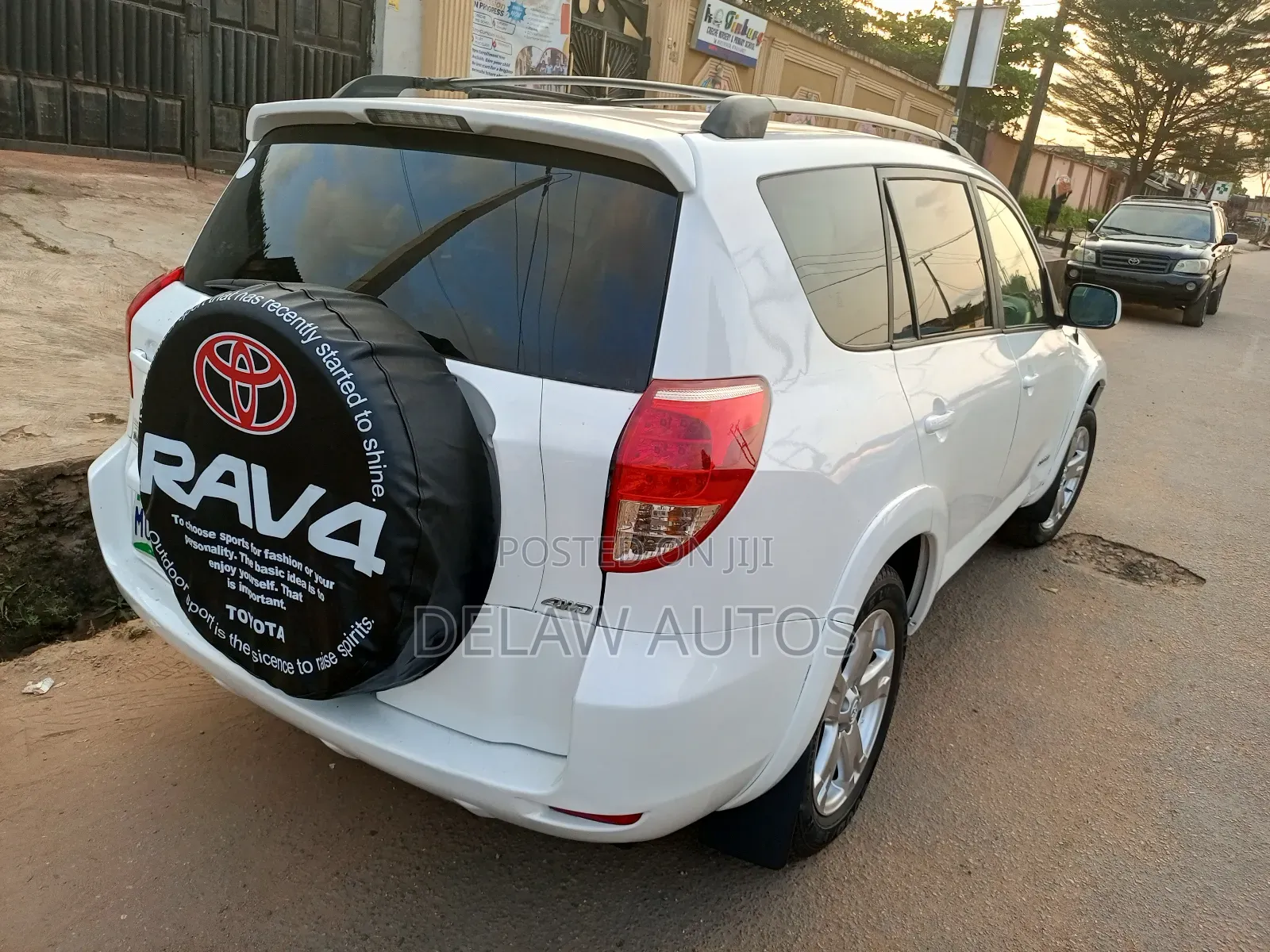 Toyota RAV4 2008 White