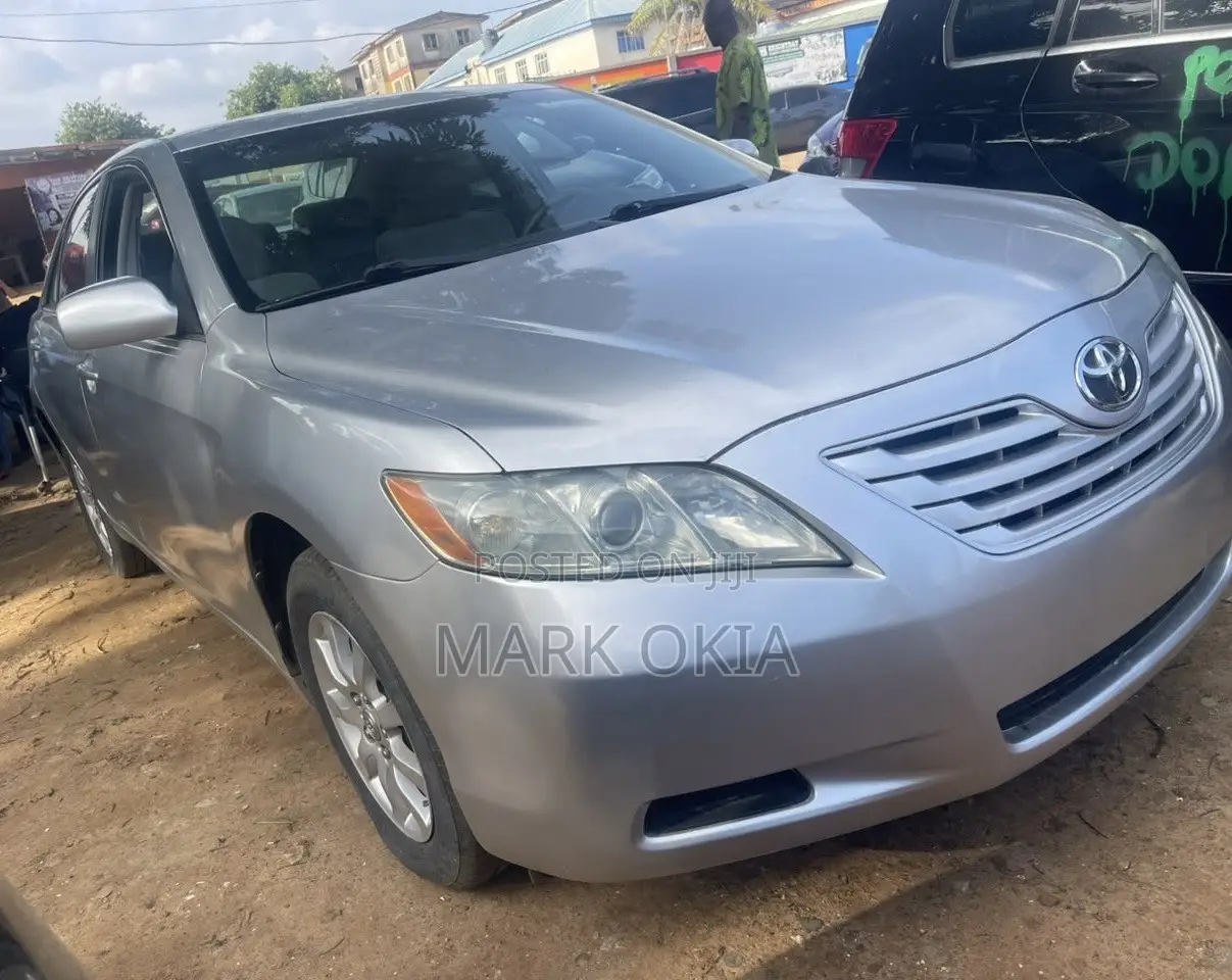 Toyota Camry 2008 Silver