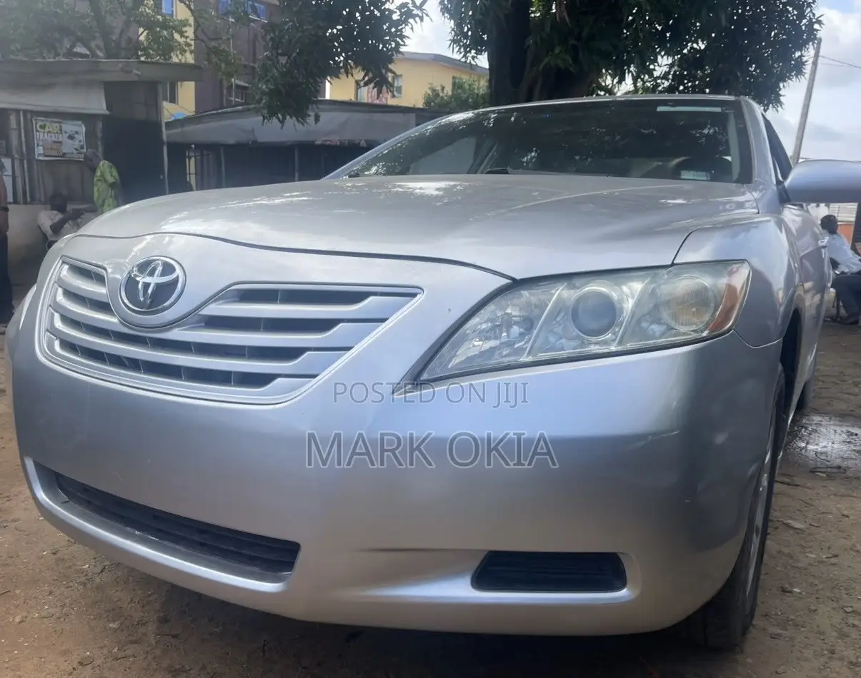 Toyota Camry 2008 Silver