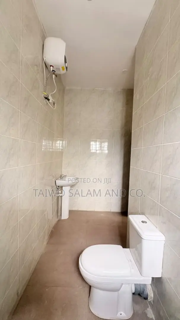 4bdrm Duplex in Kolapo Ishola Gra,, Akobo for sale
