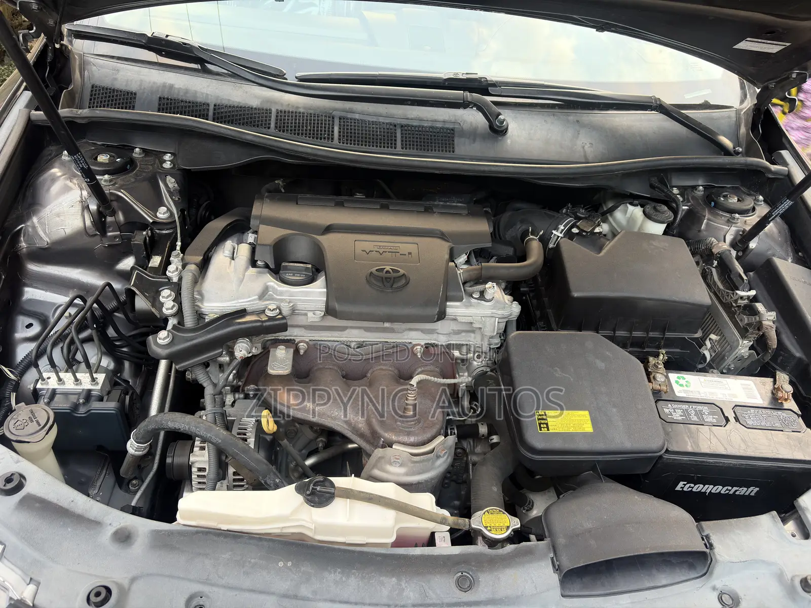 Toyota Camry SE 4dr Sedan (2.5L 4cyl 6A) 2013 Gray