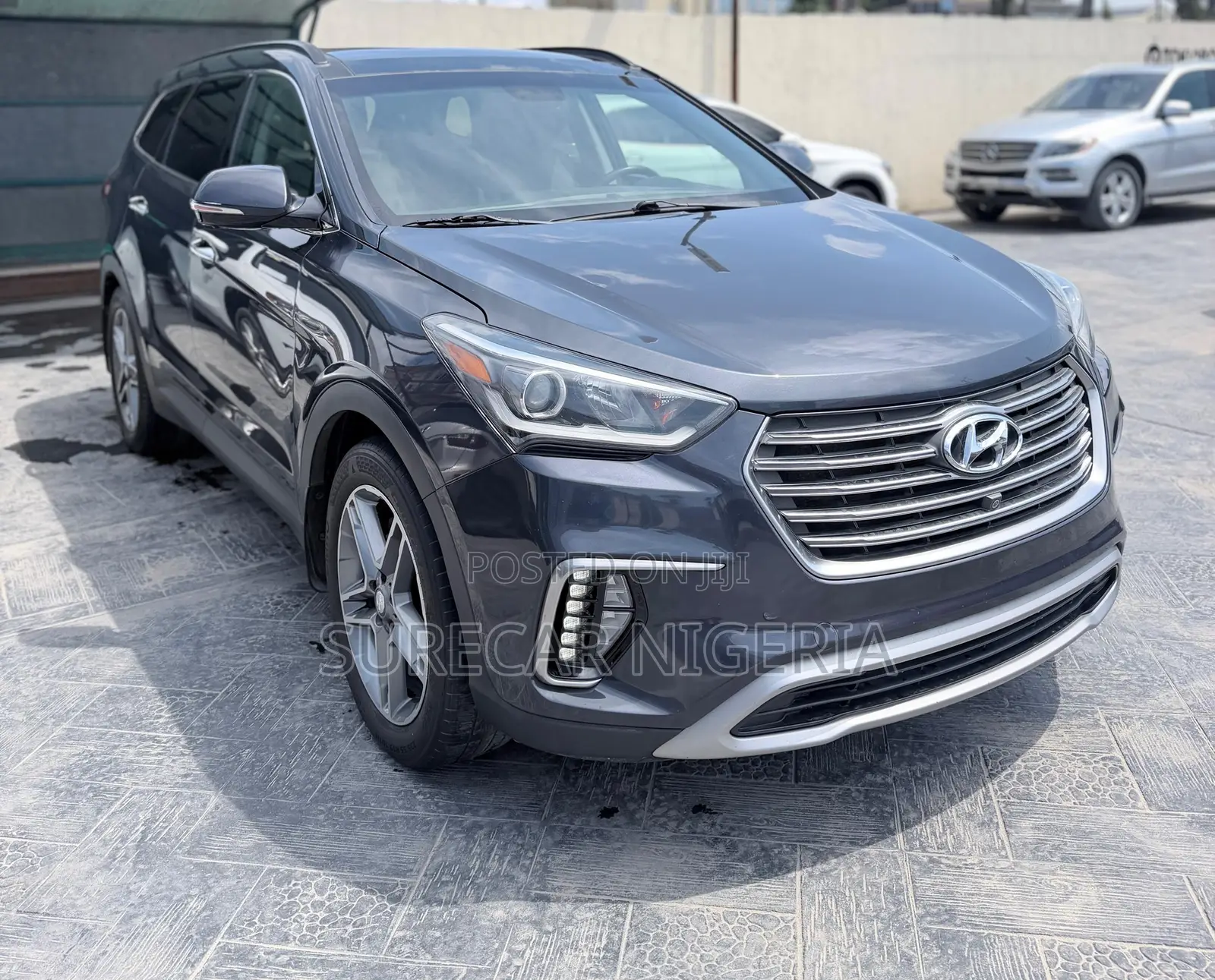 Hyundai Santa Fe SE Ultimate AWD 2017