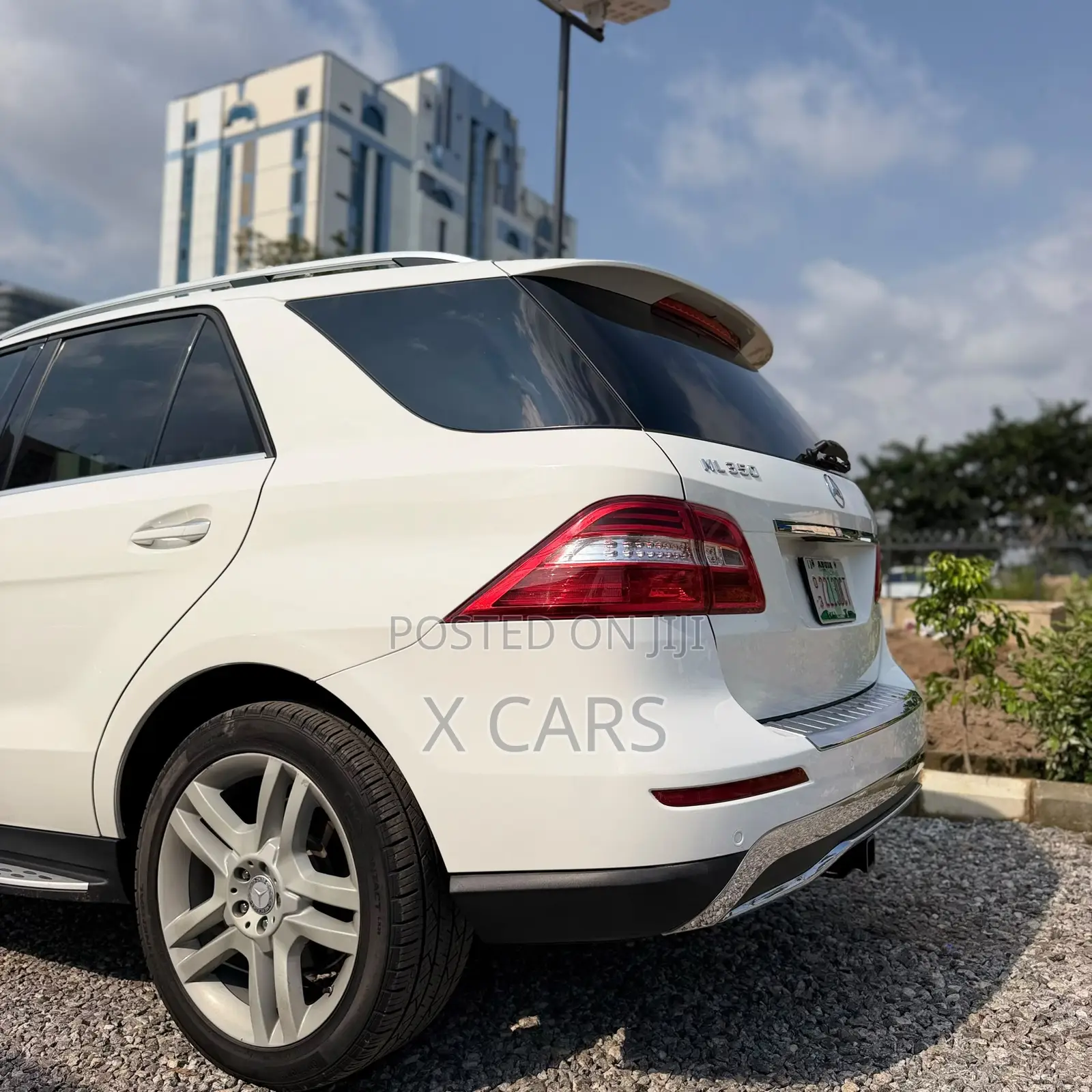 Mercedes-Benz M Class ML350 4dr SUV (3.5L 6cyl 7A) 2015 White
