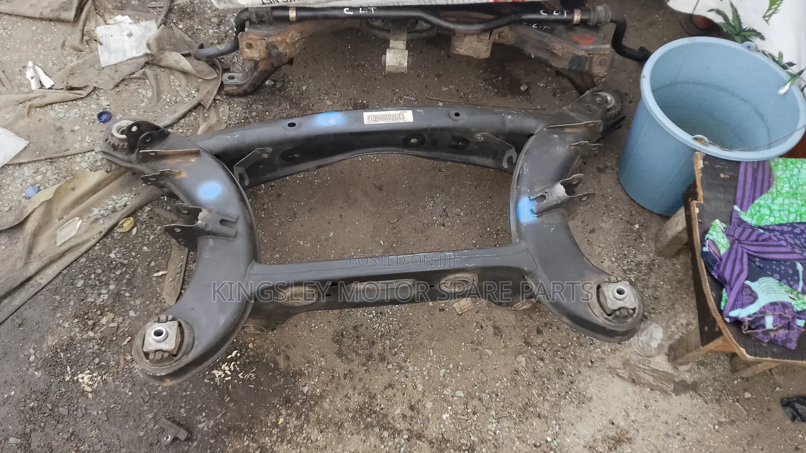 Empty Back Beam Mercedes Benz E350 and GLK