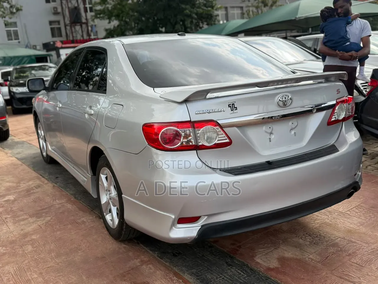 Toyota Corolla 2011 Silver