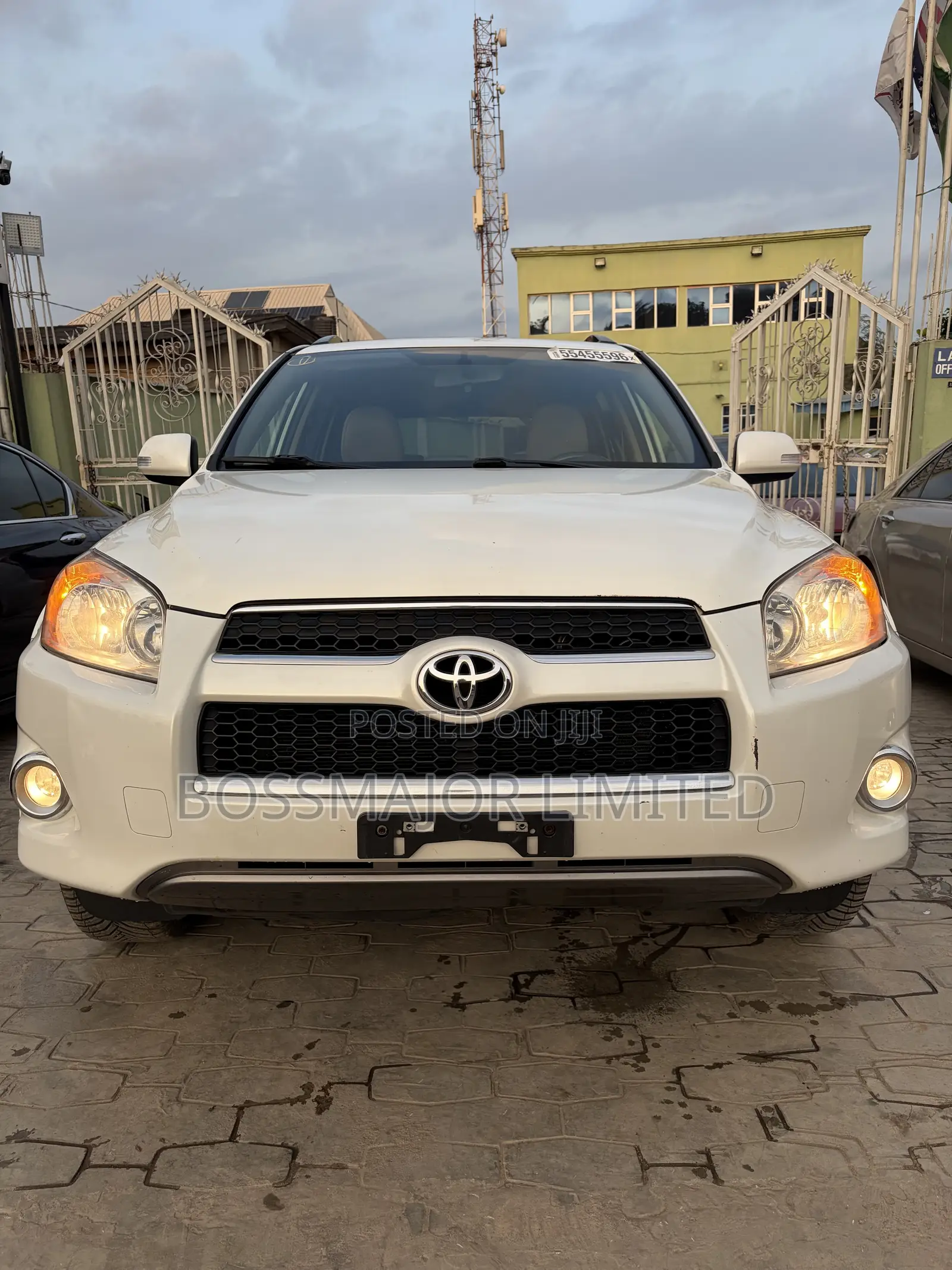 Toyota RAV4 2.5 Limited 4x4 2010 White