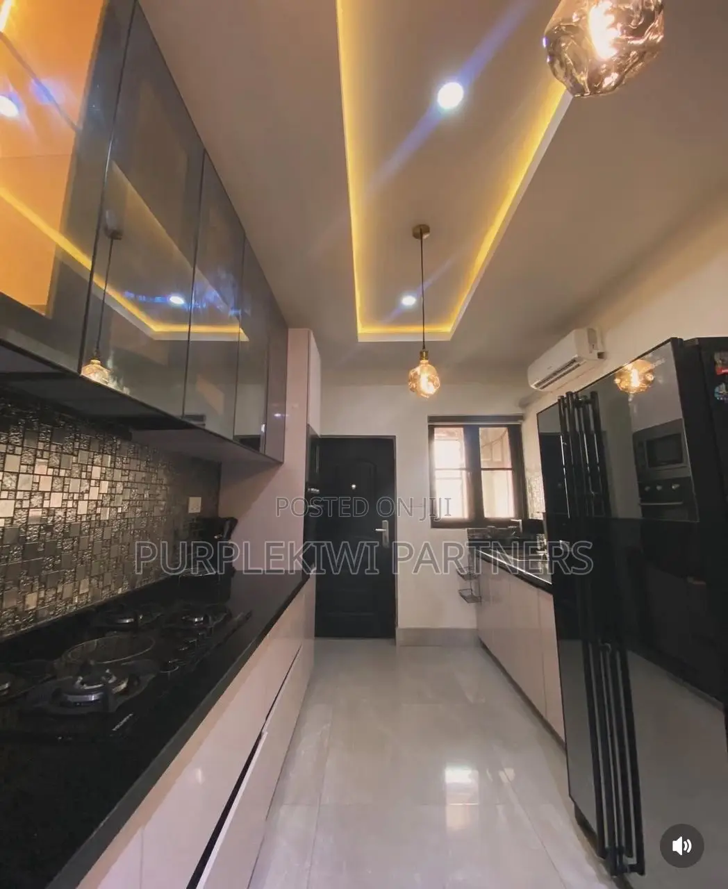 3bdrm Apartment in Oniru Estate, Victoria Island Extension for rent