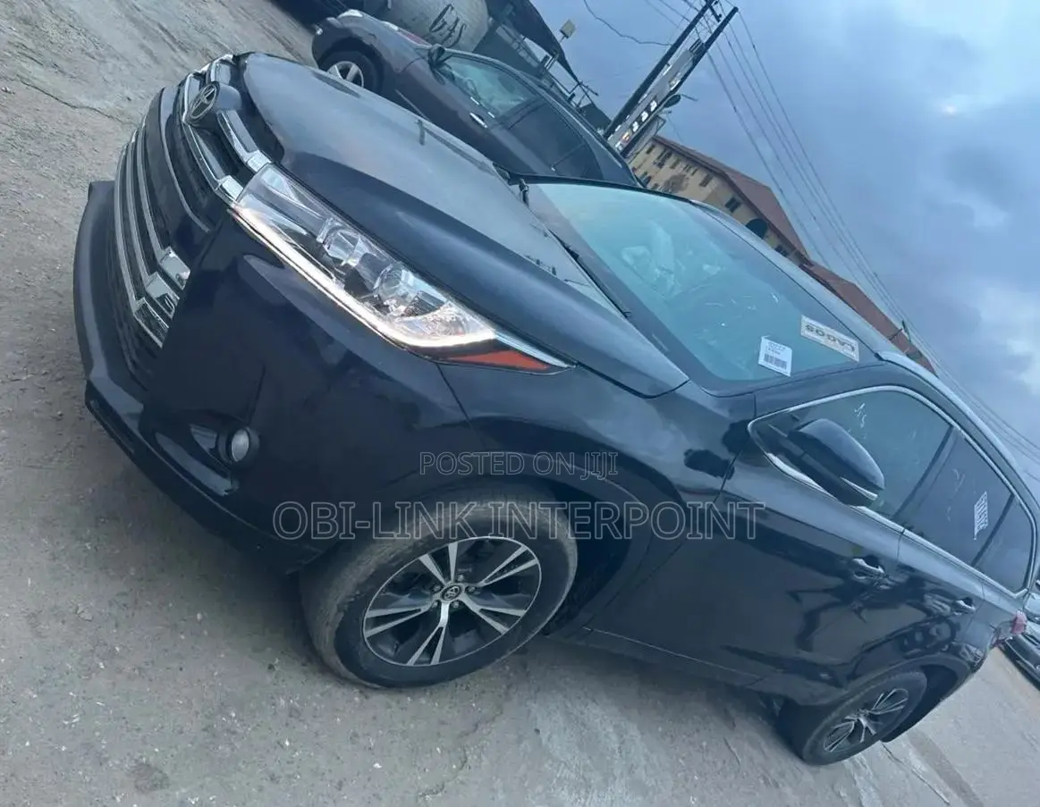 Toyota Highlander 2016 Black