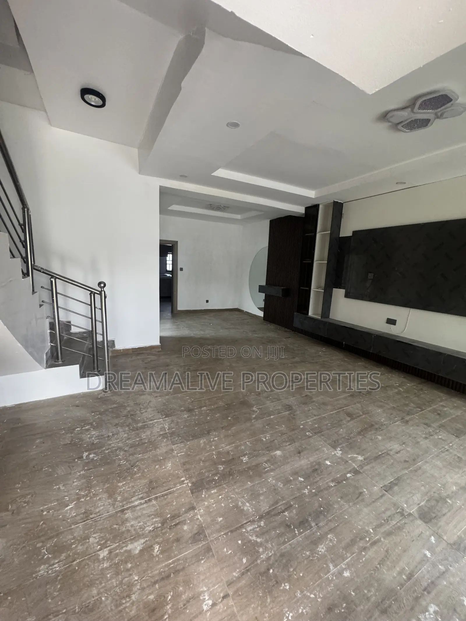 4bdrm Duplex in Jahi for rent