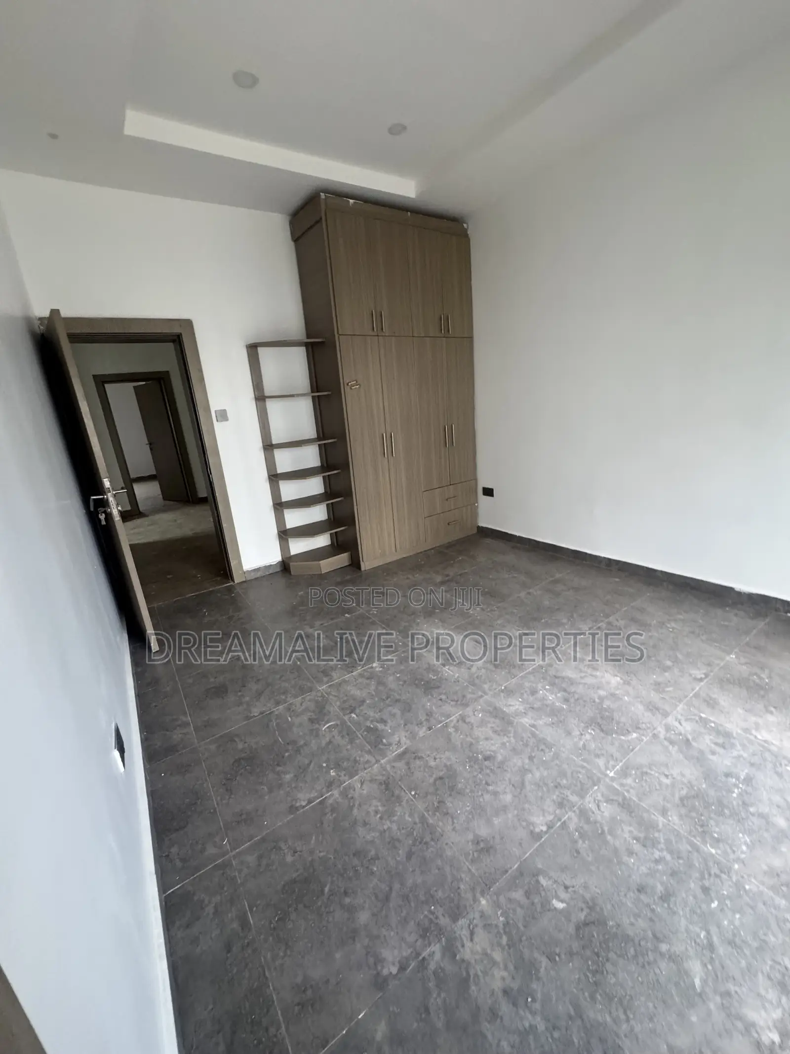 4bdrm Duplex in Jahi for rent