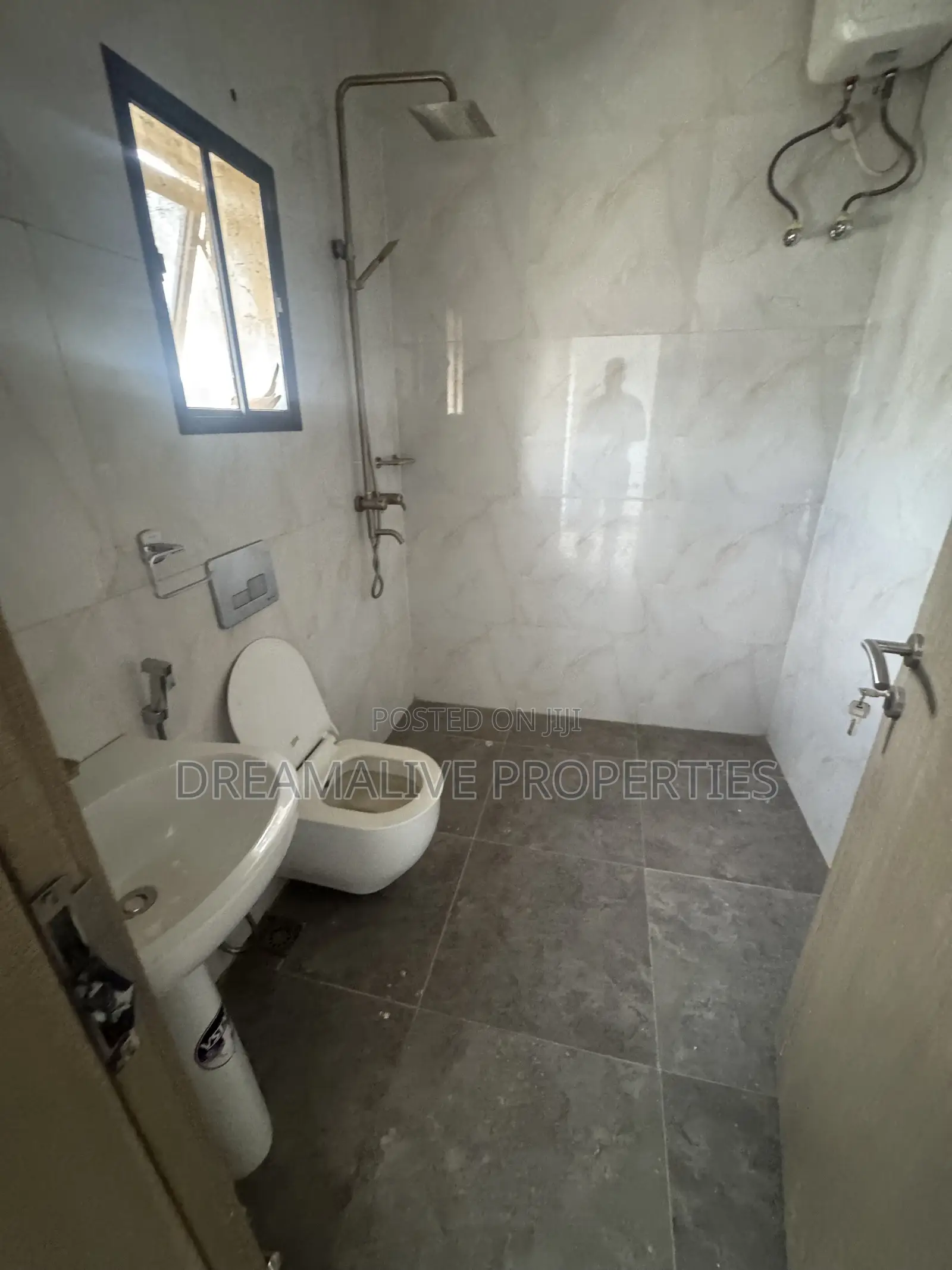 4bdrm Duplex in Jahi for rent