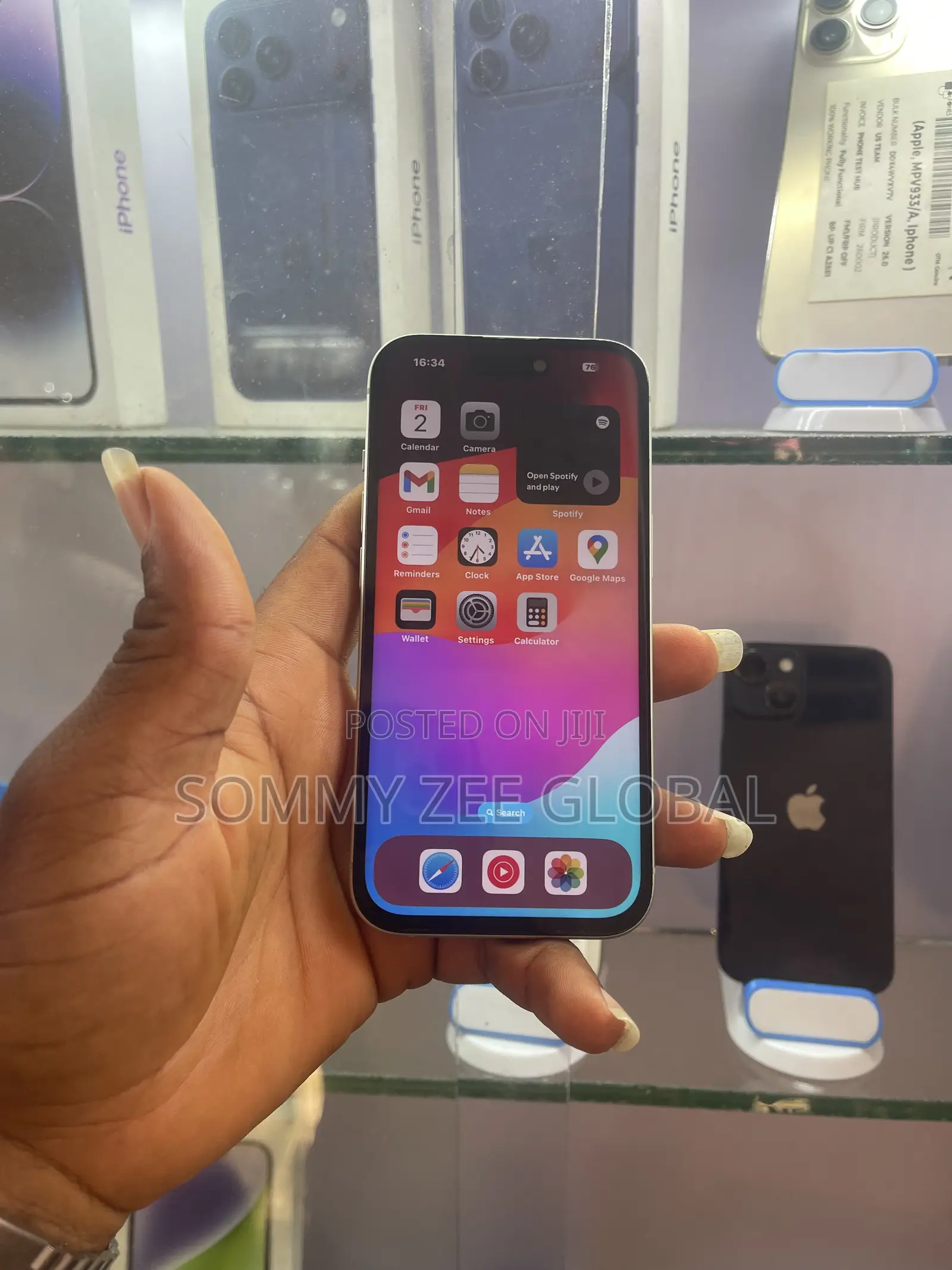 Apple iPhone 15 128 GB Green