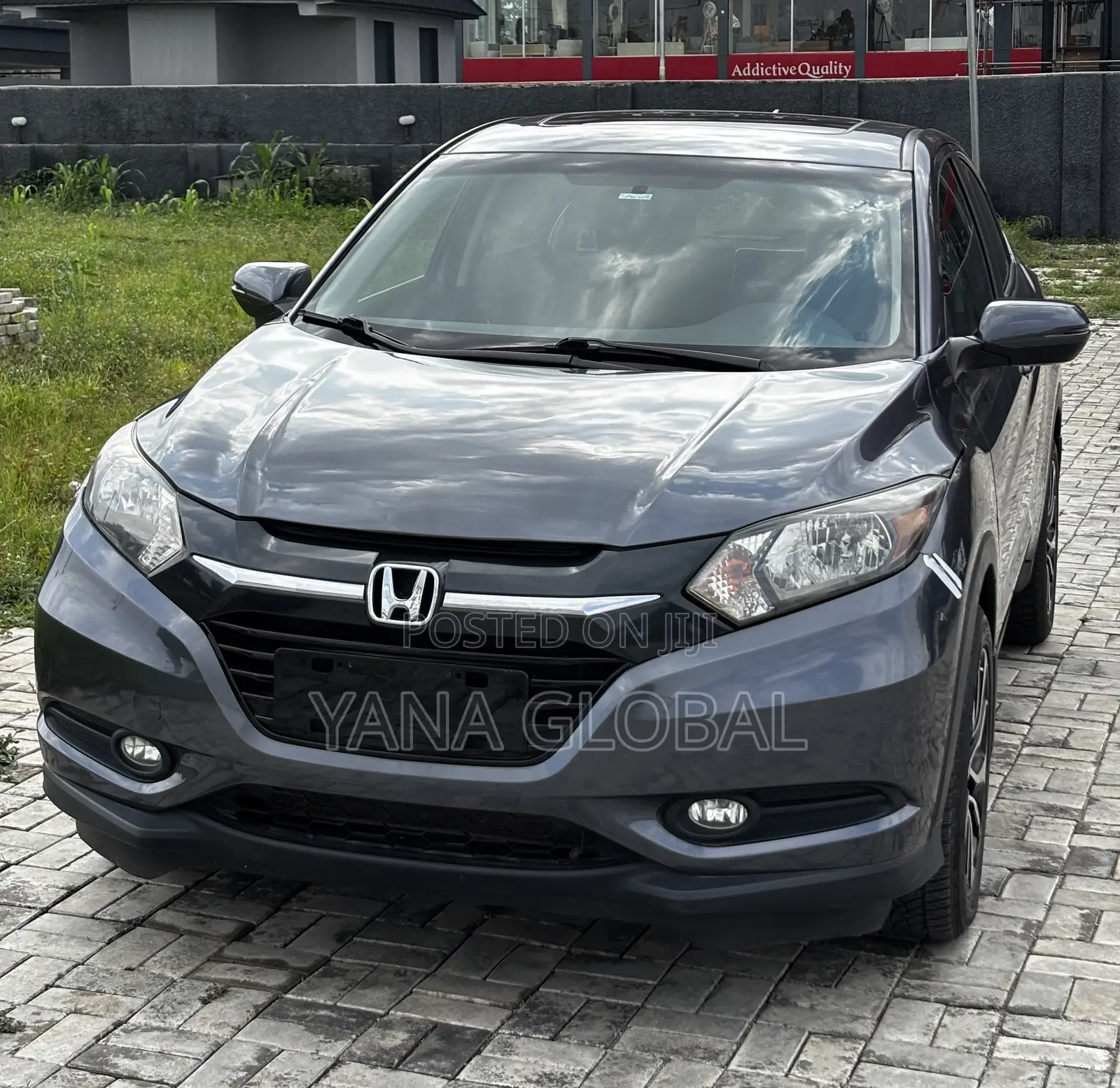 Honda HR-V 4dr SUV (1.5L 4cyl CVT) 2016 Gray