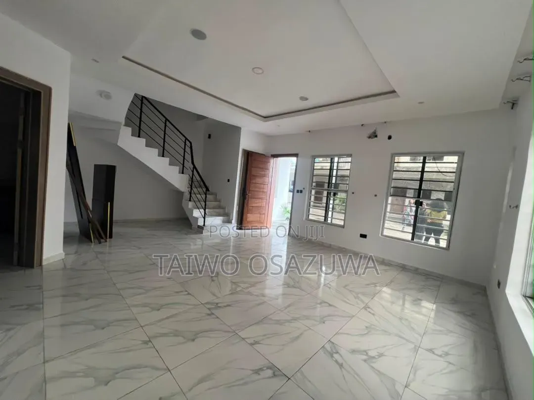 4bdrm Duplex in Orchid Road, Lekki Expressway for rent
