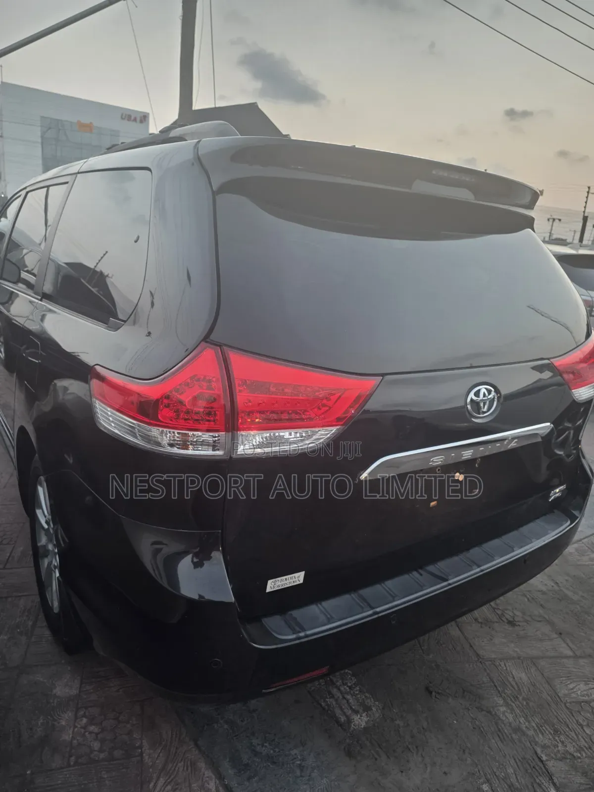 Toyota Sienna Limited 7-Passenger 4dr Minivan (3.5L 6cyl 6A) 2014 Black