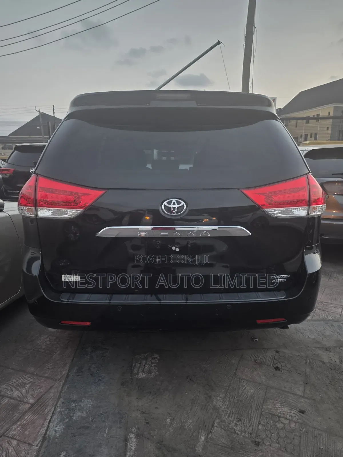 Toyota Sienna Limited 7-Passenger 4dr Minivan (3.5L 6cyl 6A) 2014 Black