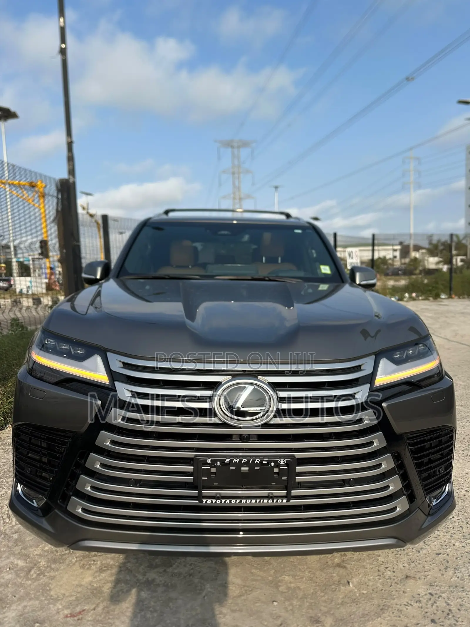 New Lexus LX 2025 Beige