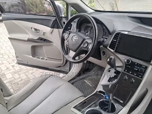 Toyota Venza 2015 Silver