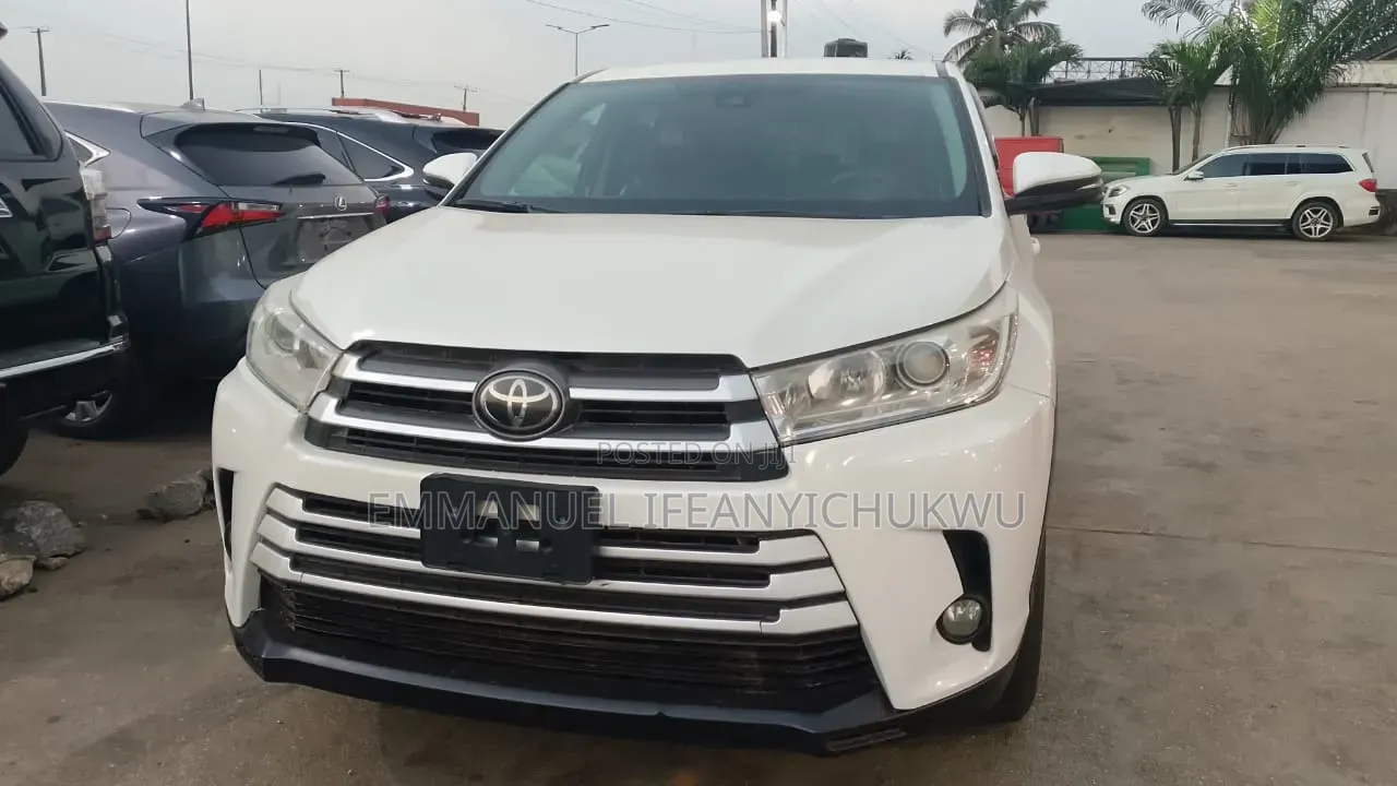 Toyota Highlander LE 4x2 (2.7L 4cyl 6A) 2018 White
