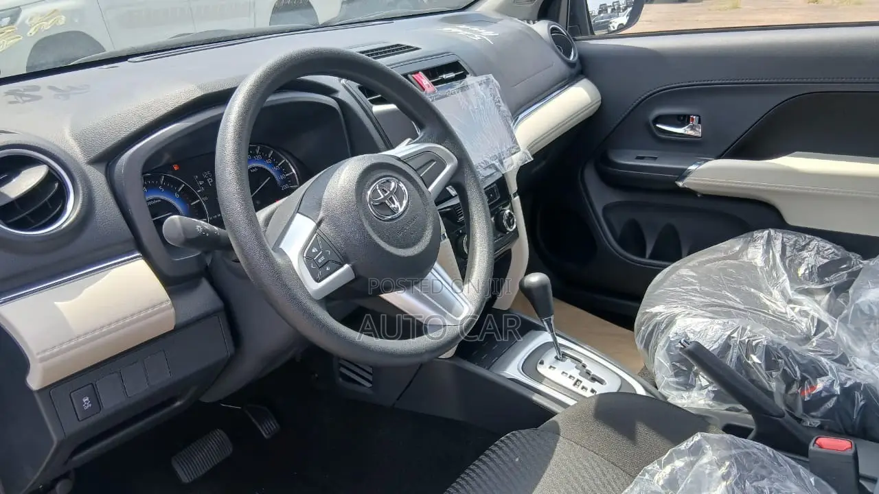 New Toyota Rush 2025 Black