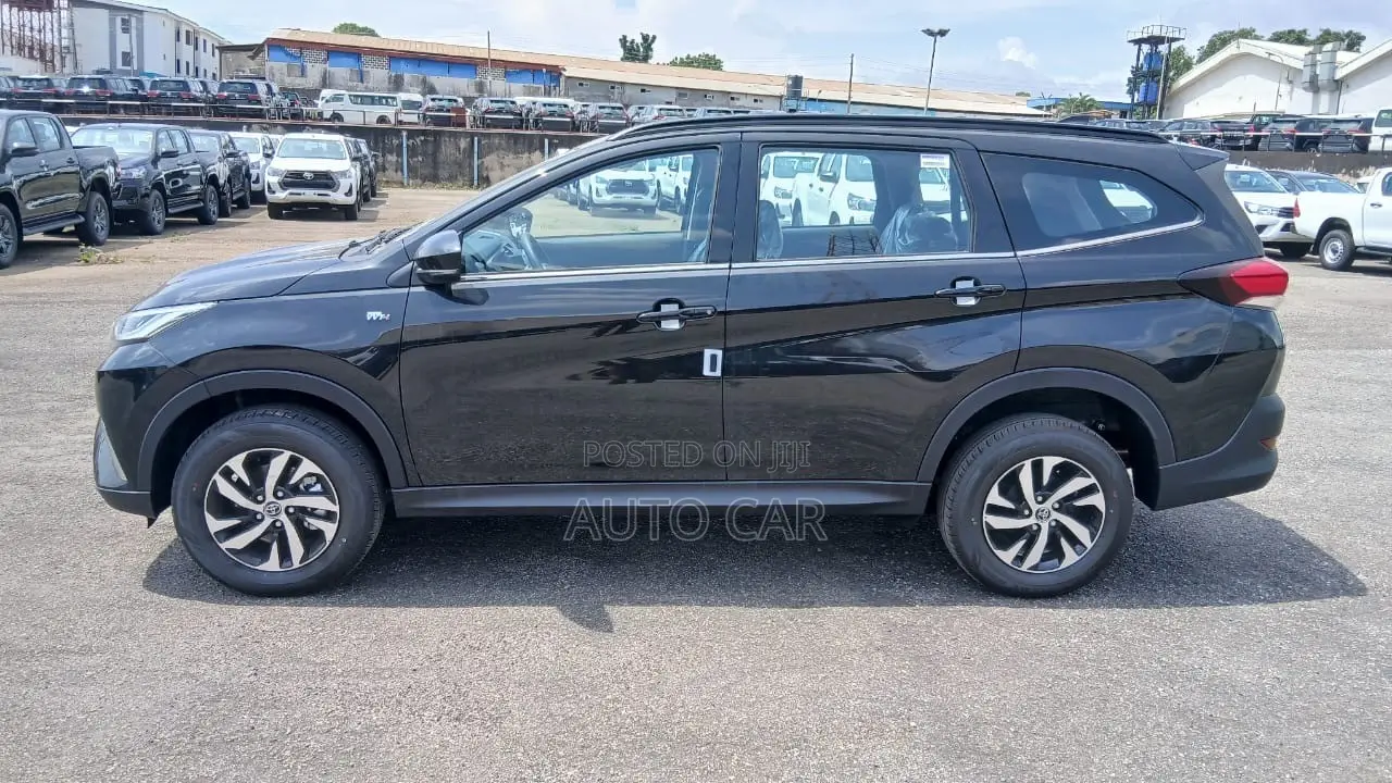 New Toyota Rush 2025 Black