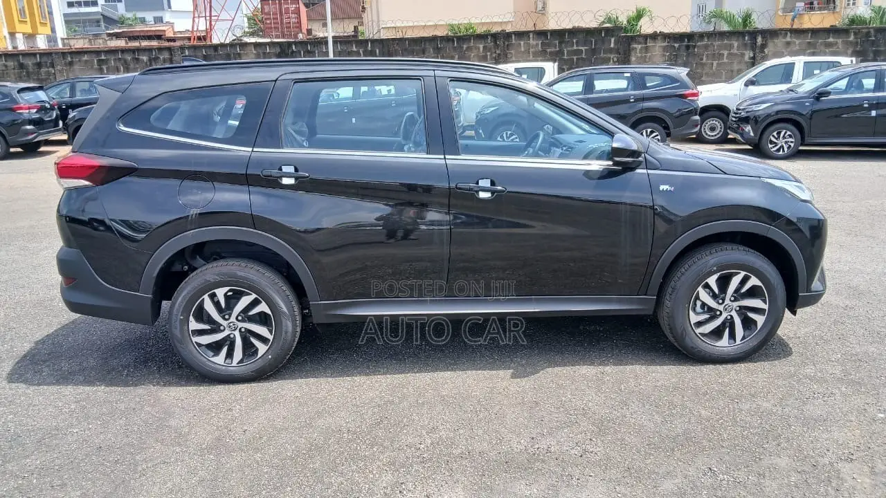 New Toyota Rush 2025 Black