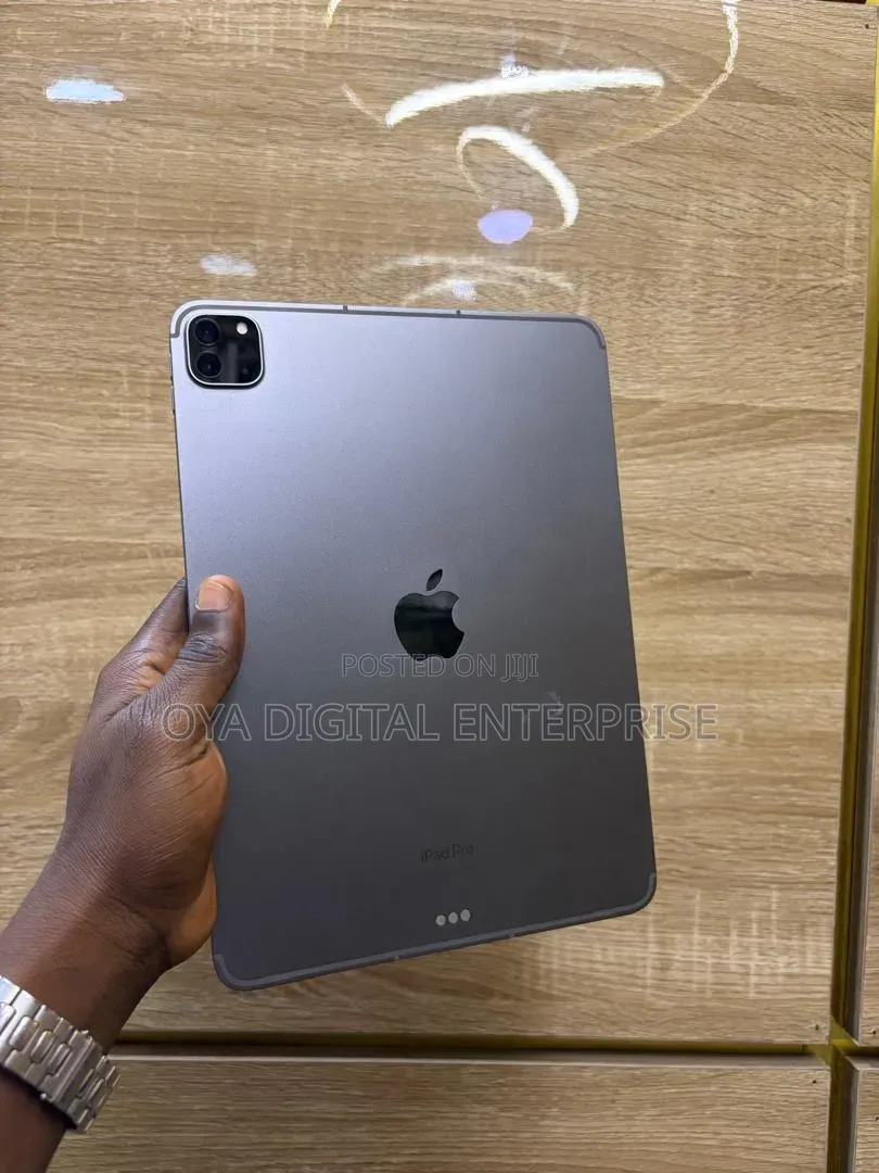 Apple iPad Pro 11 (2022) 128 GB Gray