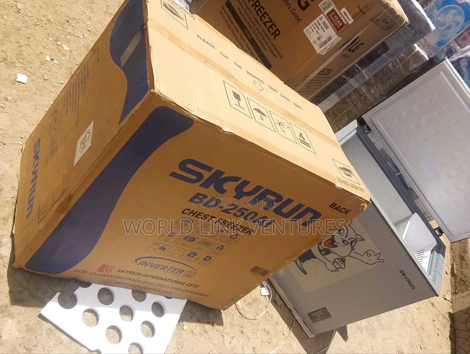 Skyrun Inverter Chest Freezer 200 Liters