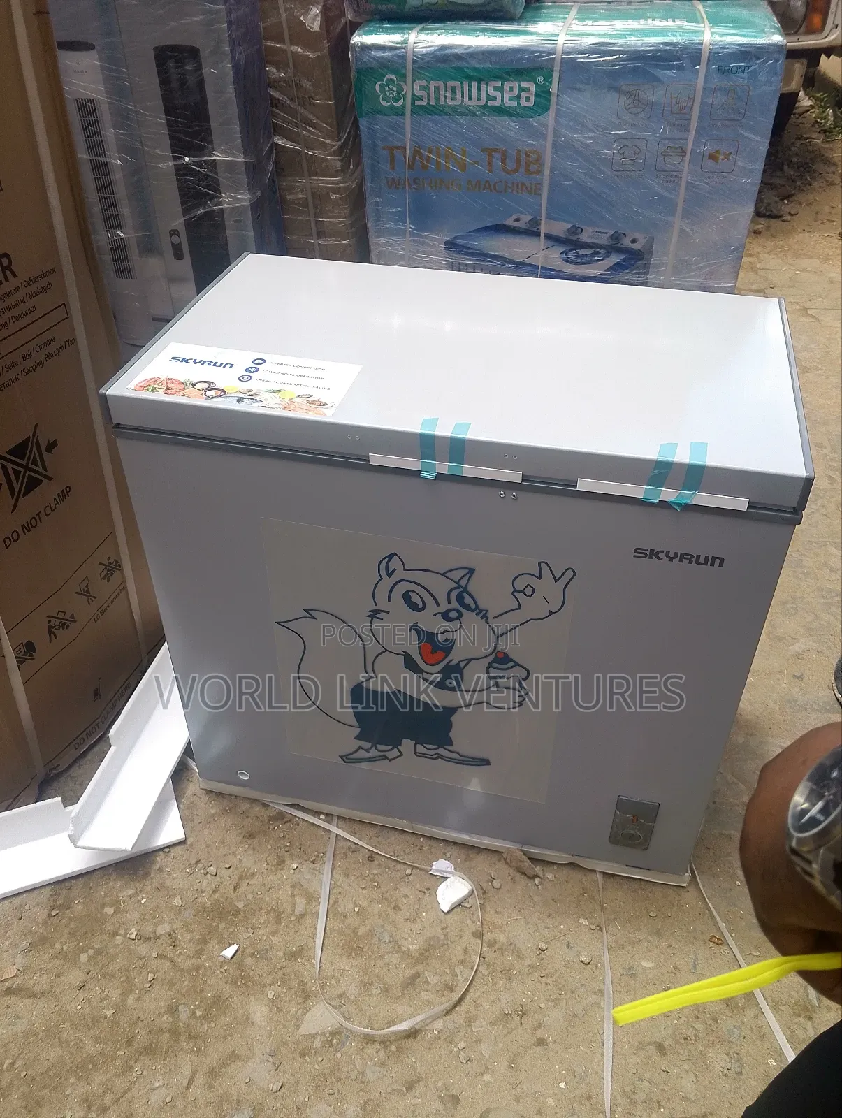 Skyrun Inverter Chest Freezer 200 Liters