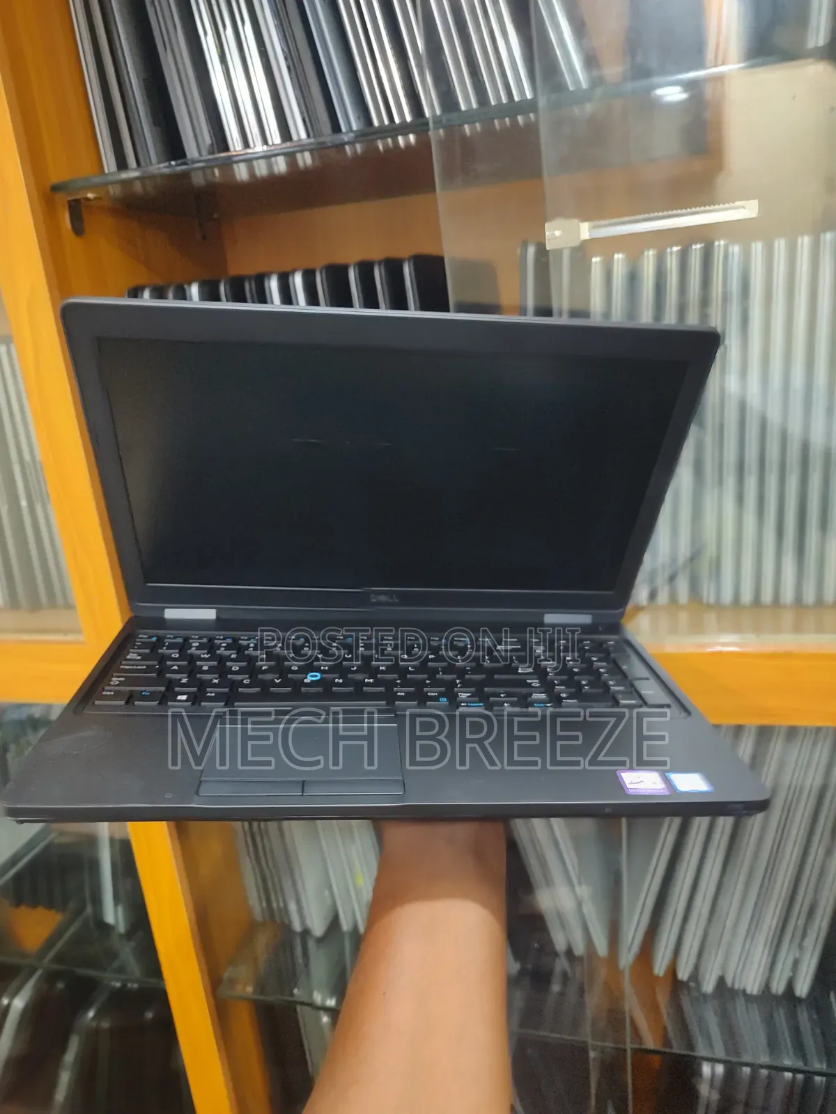 Laptop Dell Latitude 5580 8GB Intel Core i5 SSD 256GB