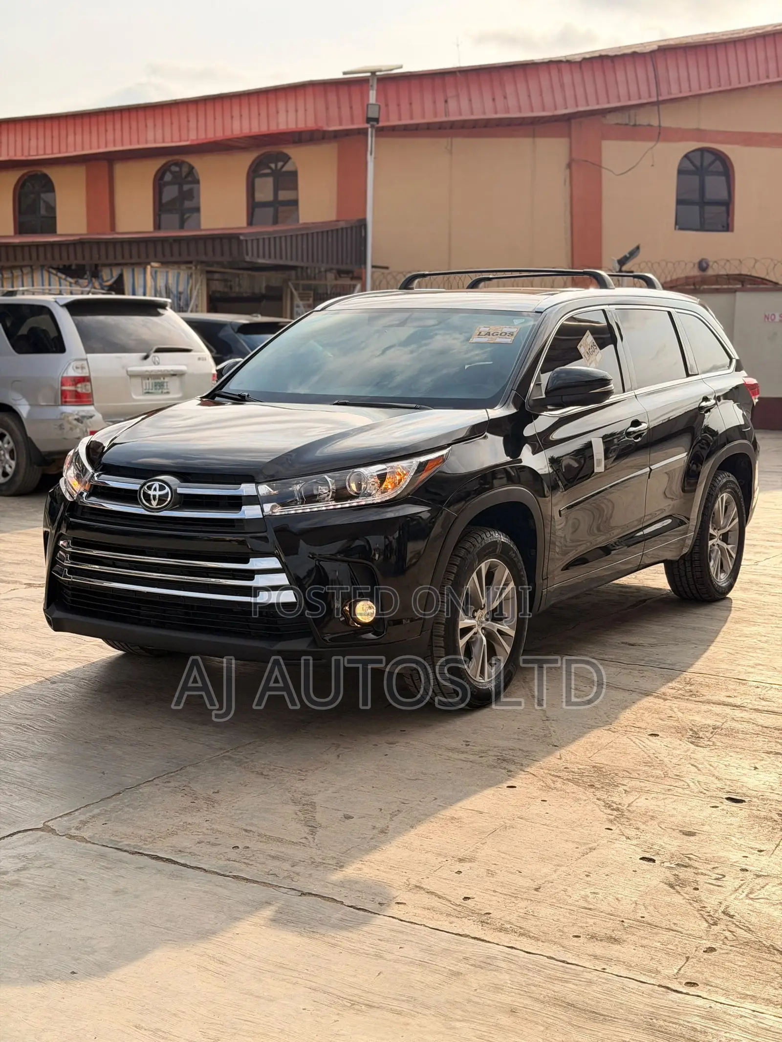 Toyota Highlander XLE 4dr SUV (3.5L 6cyl 6A) 2015 Black