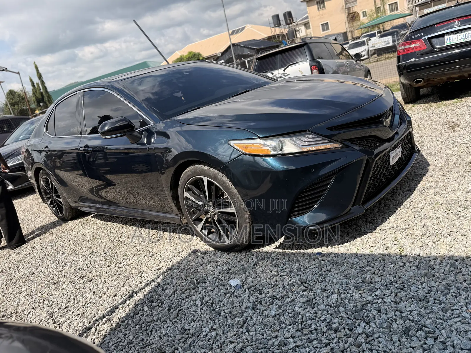 Toyota Camry XSE V6 (3.5L V6 8A) 2019