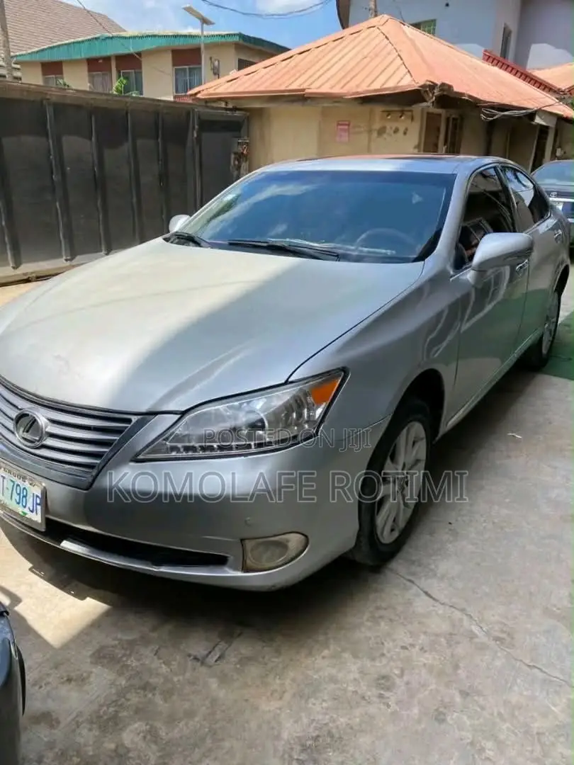 Lexus ES 350 2011 Silver